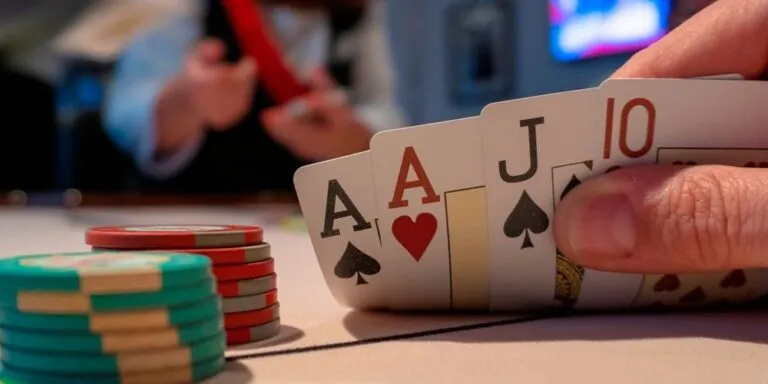 8k8 Omaha Poker